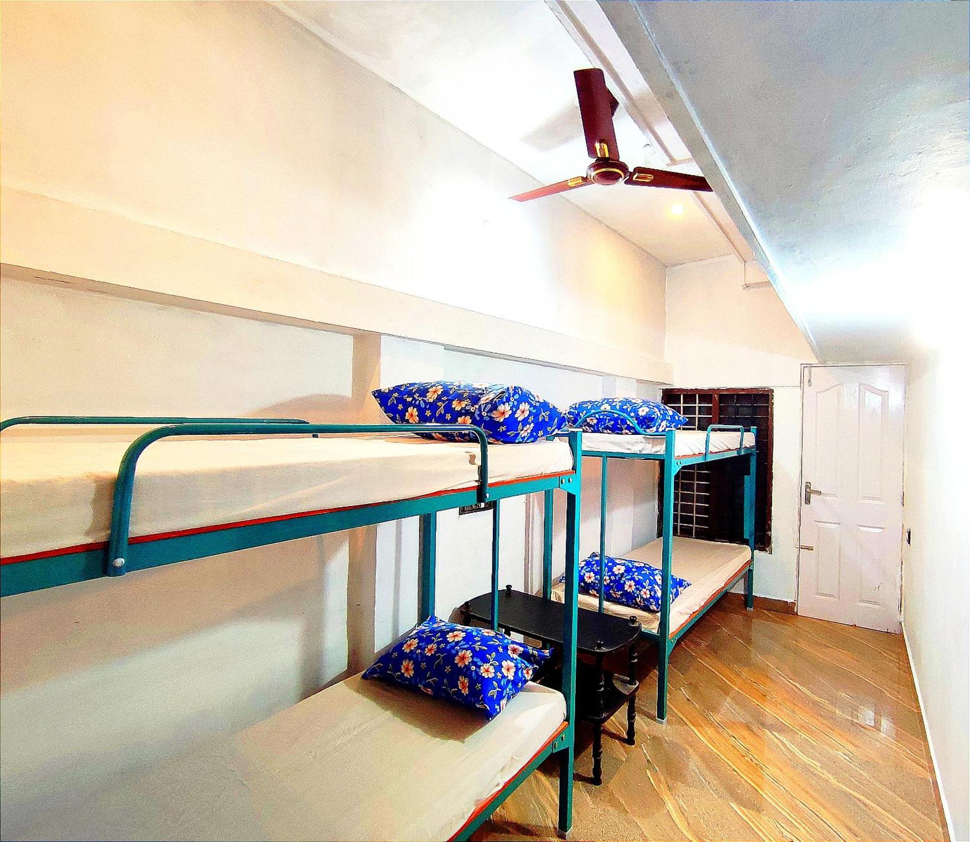 Raelyn'S Homestay Kochi Exterior photo
