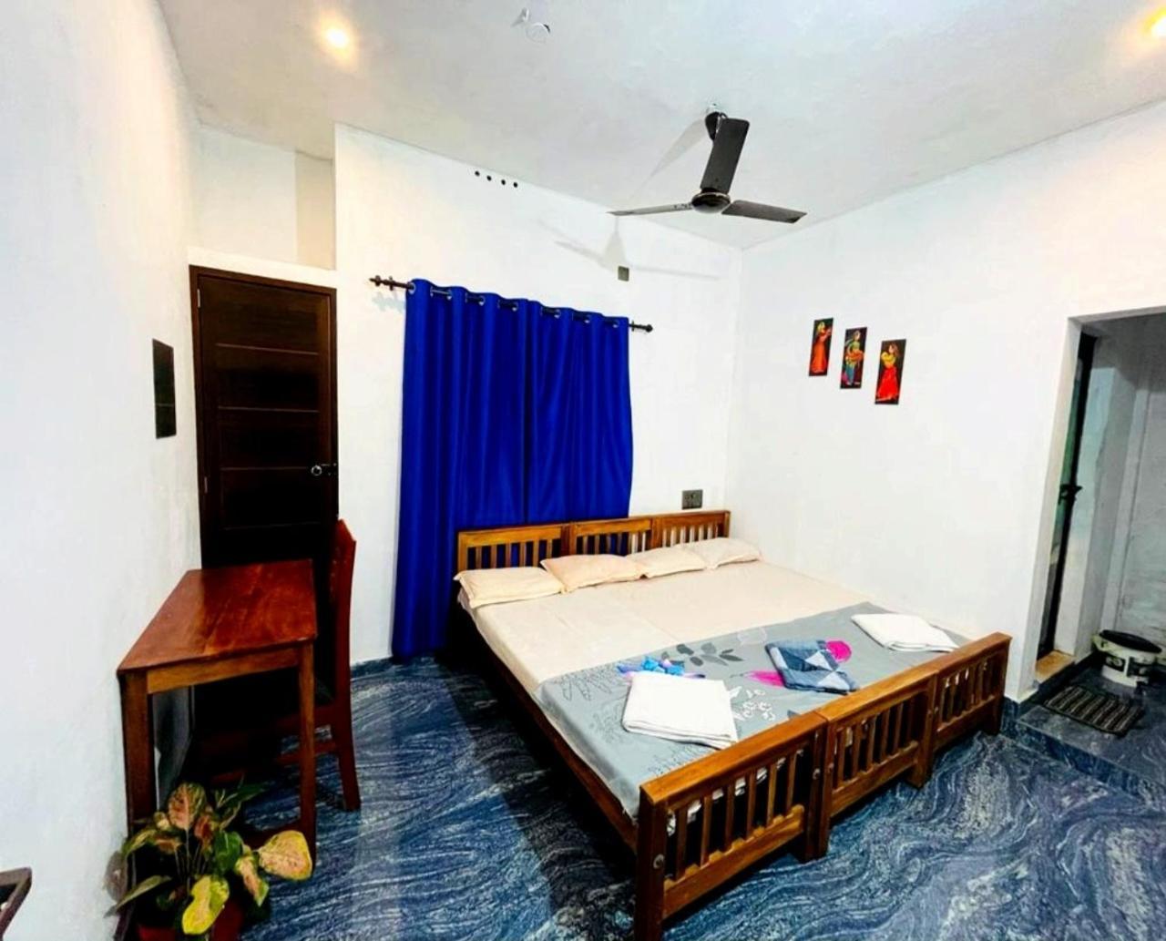 Raelyn'S Homestay Kochi Exterior photo
